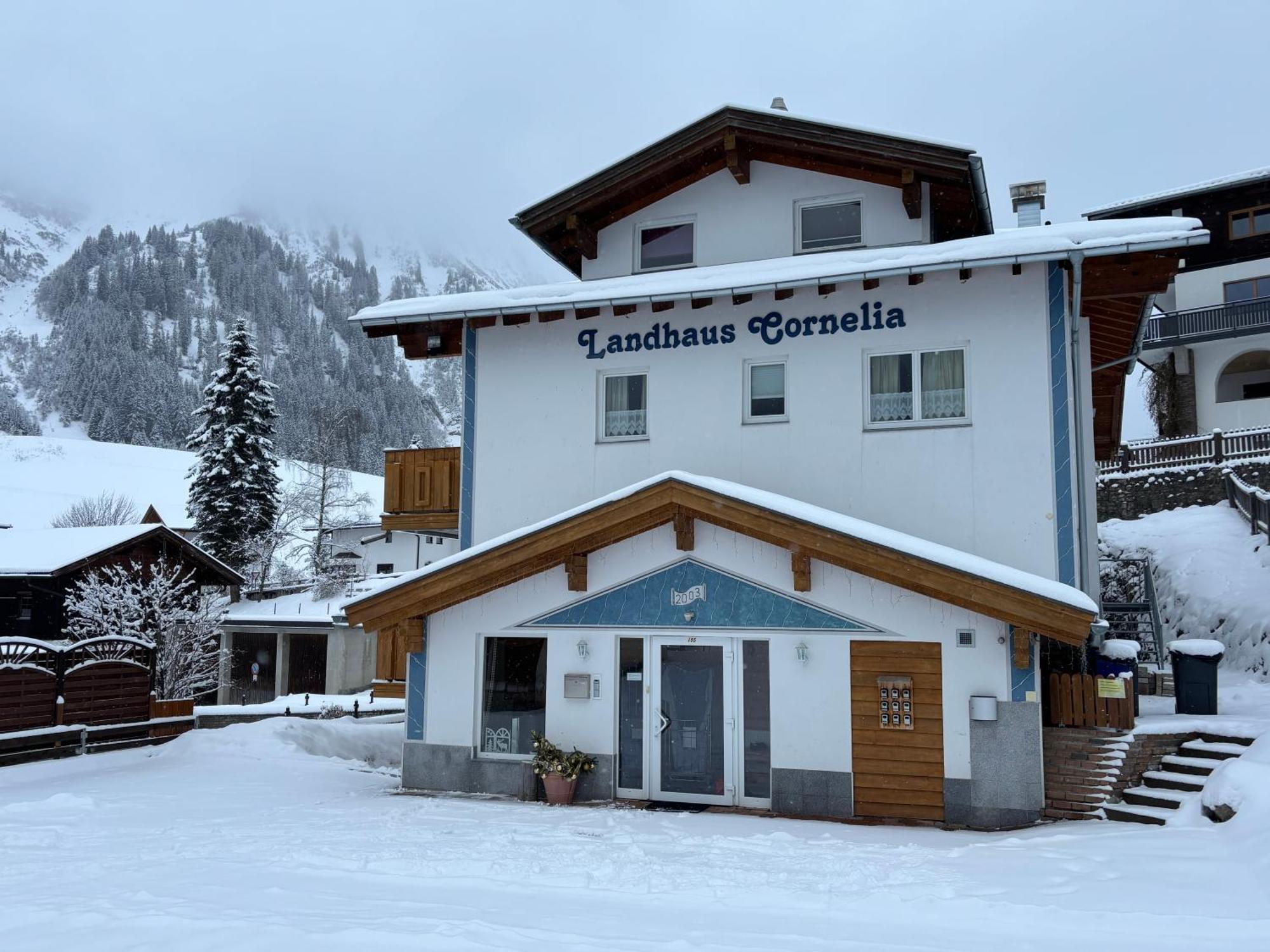 Landhaus Cornelia Berwang Exterior foto